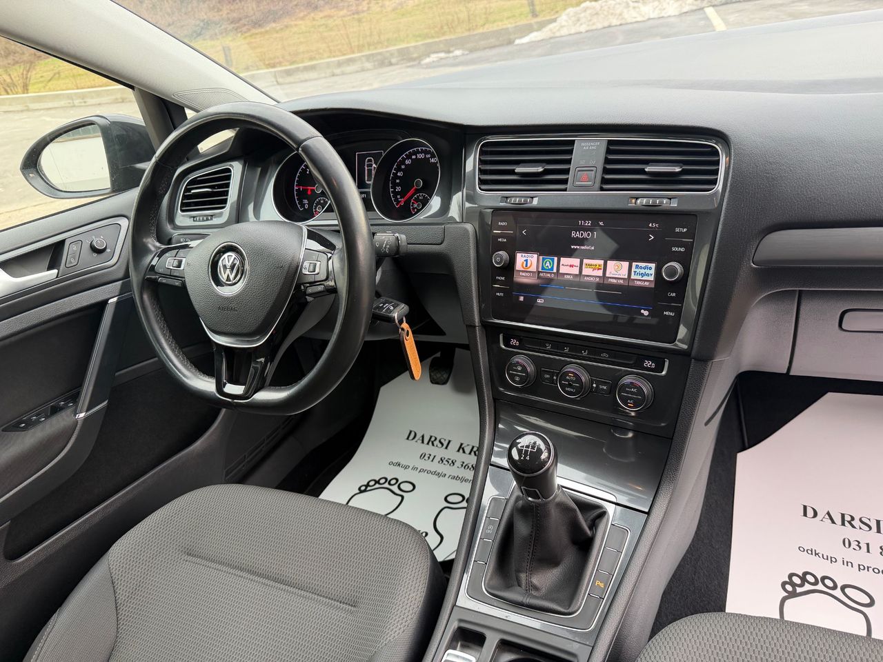 Zunanja slika - VW Golf - 1.6 TDI Comfortline 115PS SLOVENSKI PDC ALU16 - 15