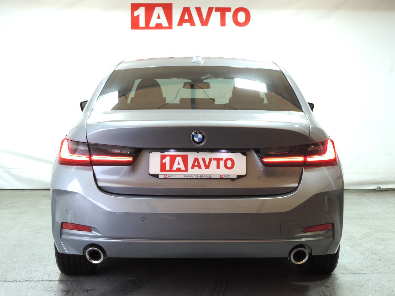 Zunanja slika - BMW Serija 3 - 320i xDrive LASER-USNJE-HEAD UP...... - 6