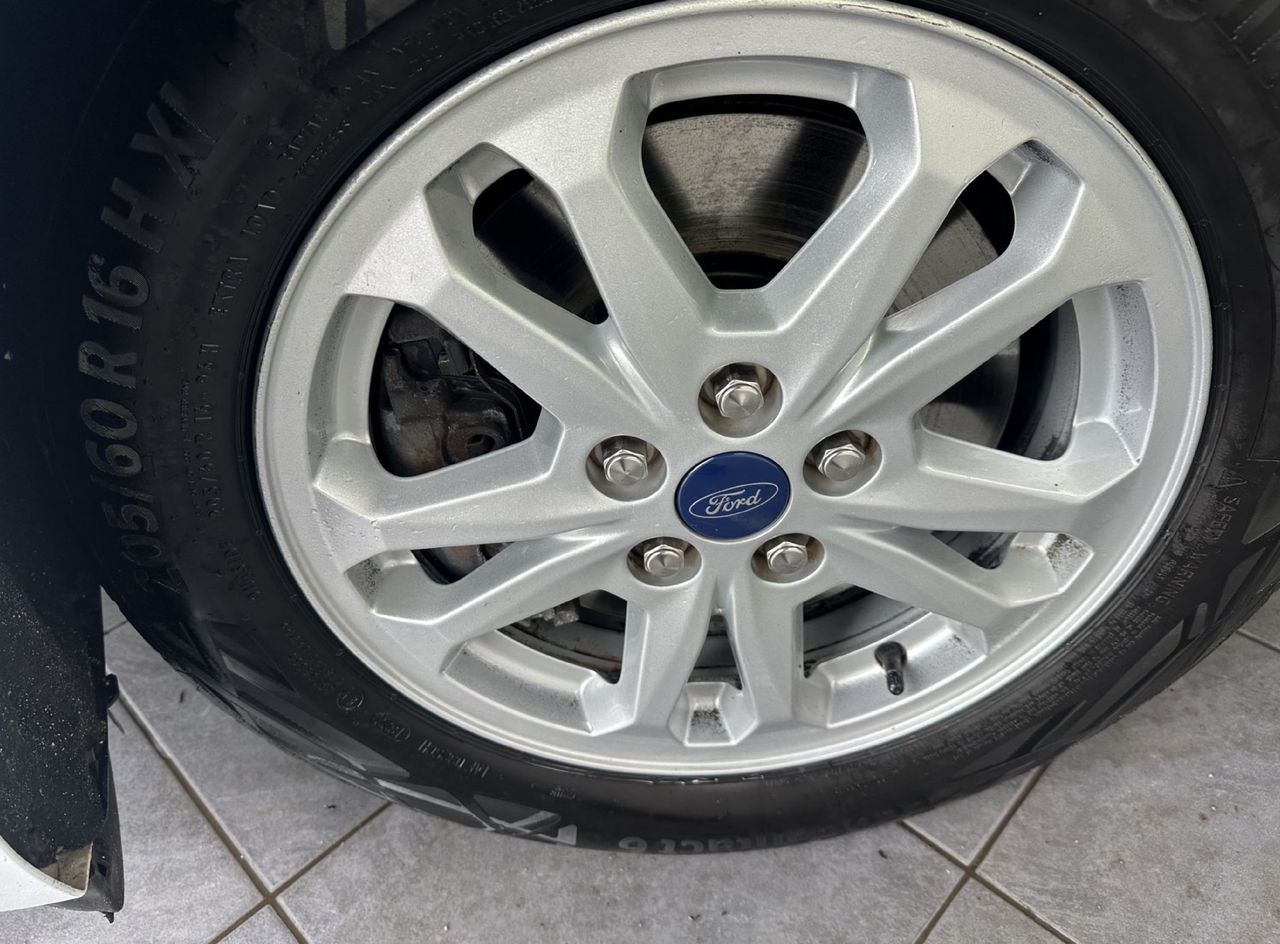 Zunanja slika - Ford Tourneo Connect - L2 Autm.88kW.NEMŠKI+4 GUME.KAMERA.GRE.SED.KLJUKA - 4