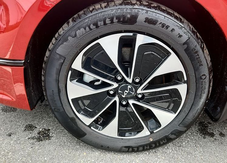 Zunanja slika - KIA Ceed - SW 1.5 T-GDi LX Champion+ ISG. M T 103 kW - 6