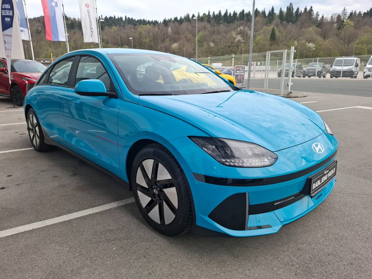 Zunanja slika - Hyundai Ioniq - 6 EV 53 kWh - 3.000€ SUBVENCIJE + BOGATA OPREMA - 3