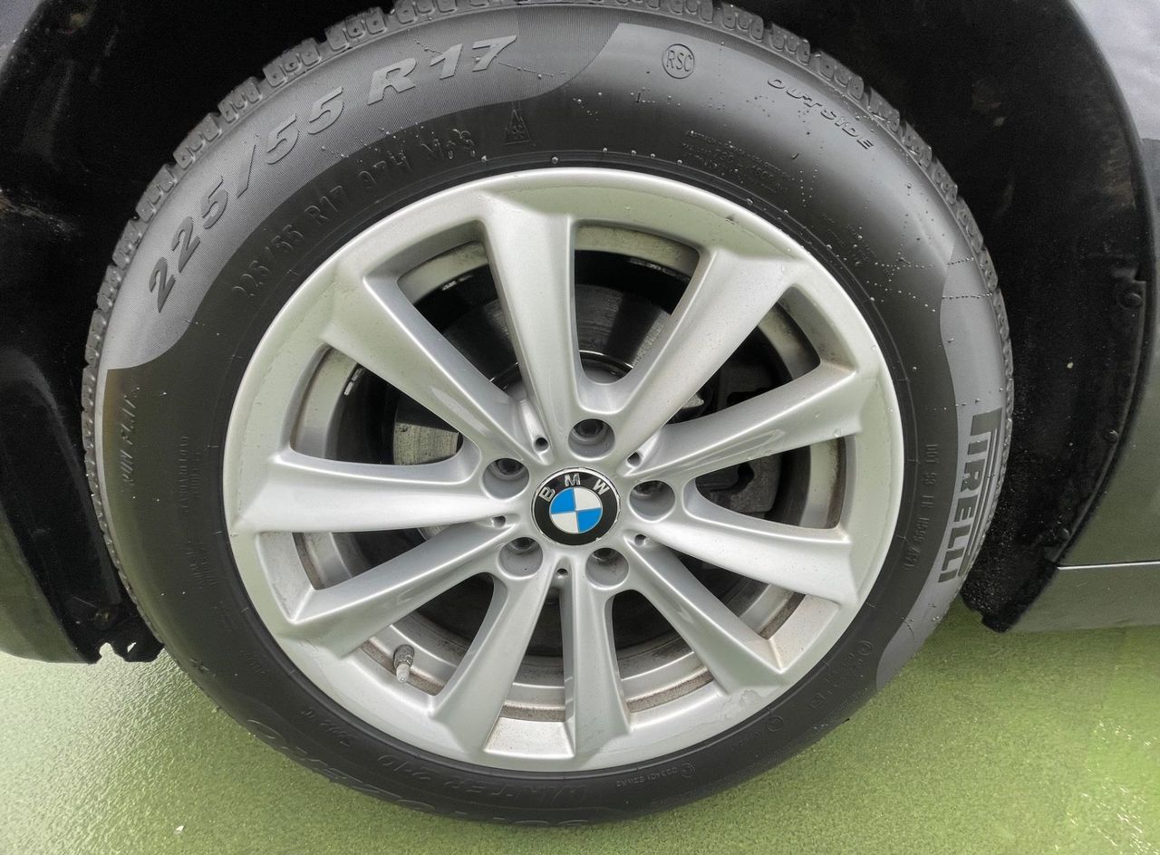 Zunanja slika - BMW Serija 5 - Touring: 520d 140 KW BI-XSENON.NAVI.USNJE.PDC S+Z - 17