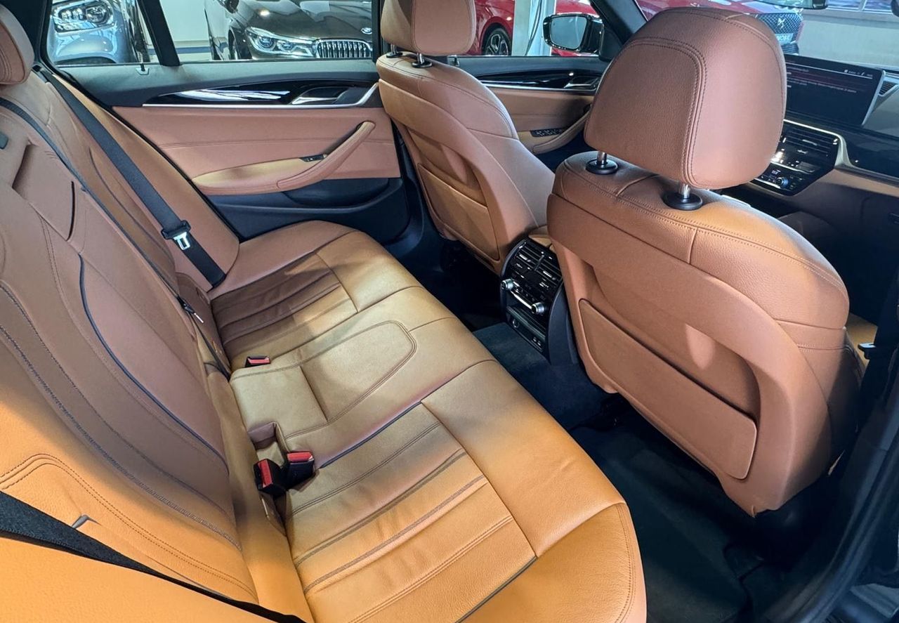 Zunanja slika - BMW Serija 5 - Touring: 540d-XDRIVE-NAVIGACIJA-RADAR-USNJE-VIRTUAL-LED- - 11