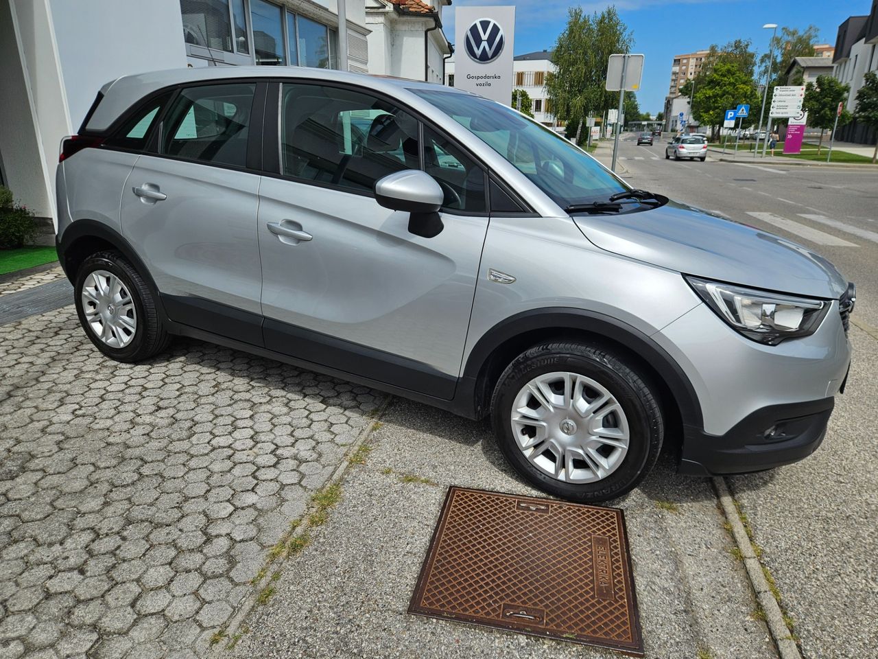 Zunanja slika - Opel Crossland X - 1.2 TURBO 81KW S S ENJOY - 8