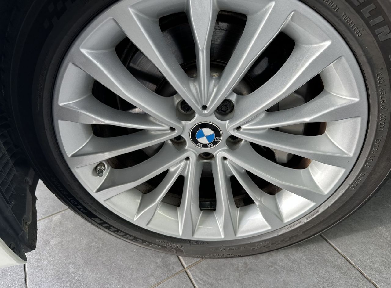 Zunanja slika - BMW Serija 5 - : 530e xDrive LUXURY.KAMERA.NAVI.USNJE.LED.ALU.4X4 - 6