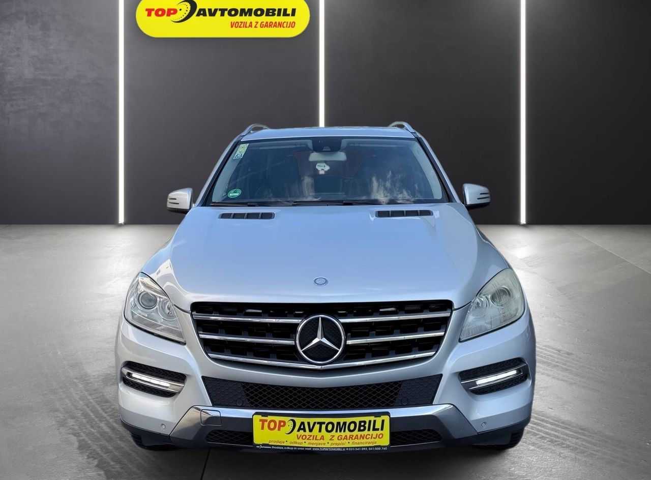 Zunanja slika - Mercedes-Benz ML-Razred - ML 250 BlueTEC 4MATIC LED NAVI TEMP PDC USNJE TOP. - 11