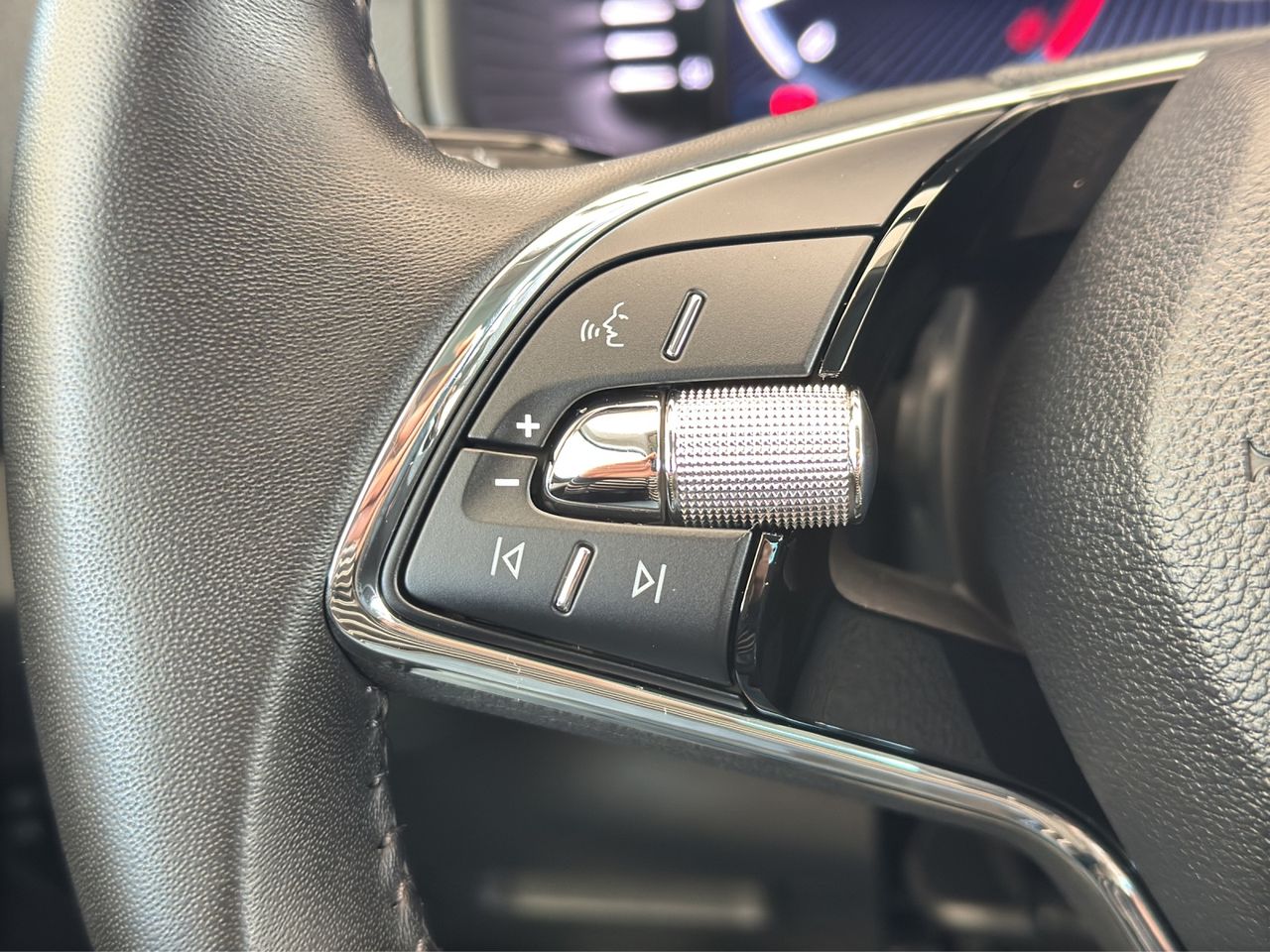 Zunanja slika - Škoda Karoq - 1,5 TSI - 15