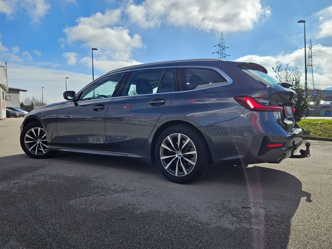 Zunanja slika - BMW Serija 3 - 320d Touring Avt. - 2