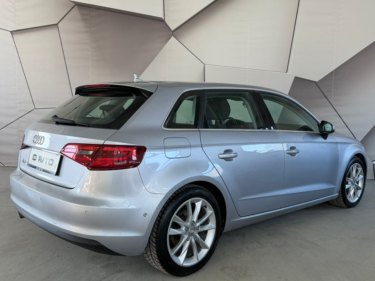 Zunanja slika - Audi A3 - 2,0 TDI Ambition - 4