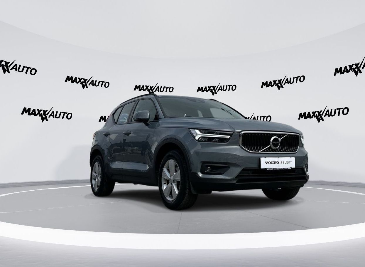 Zunanja slika - Volvo XC40 - T3 AT - 3
