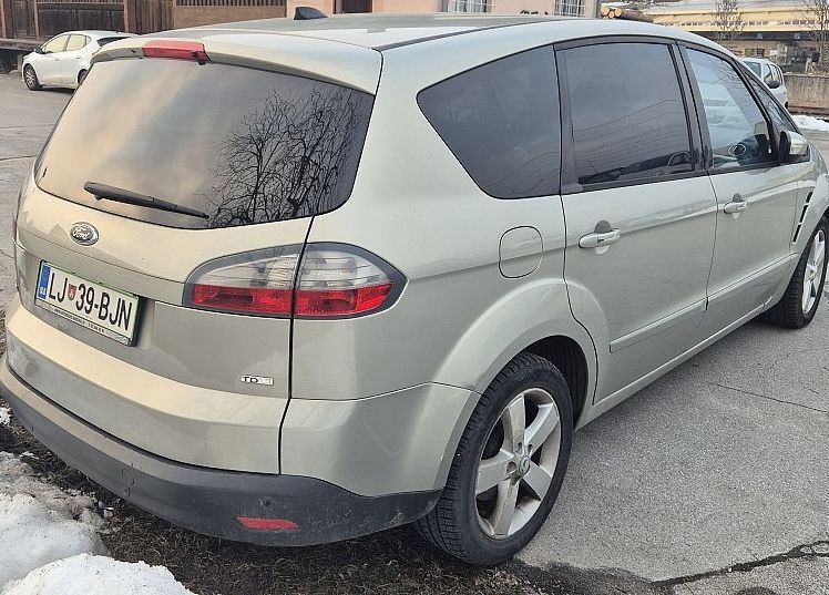 Zunanja slika - Ford S-MAX - TITANIUM 2.0TDCi + AUTOMATIC - 4
