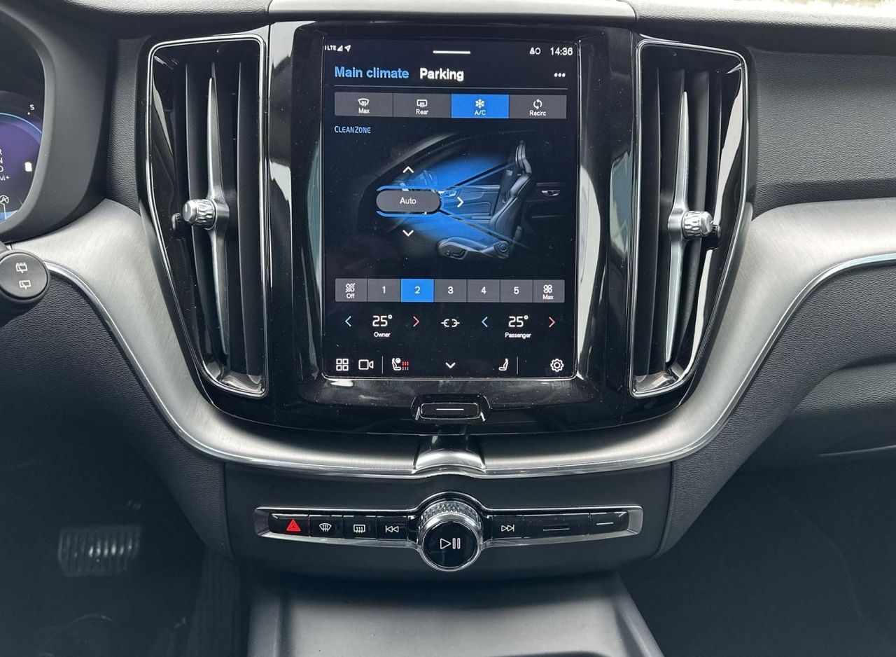 Zunanja slika - Volvo XC60 - B4D Core Avt. LED-KAMERA-KEYLESS - 19