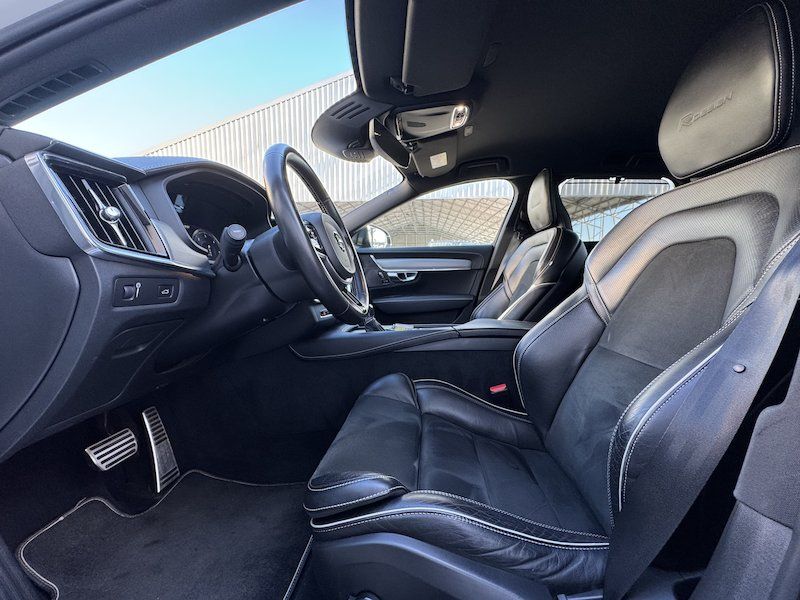 Zunanja slika - Volvo V90 - D4 AVT Momentum Pro R-DESIGN-VIRTUAL.HARMAN.KARDON - 8