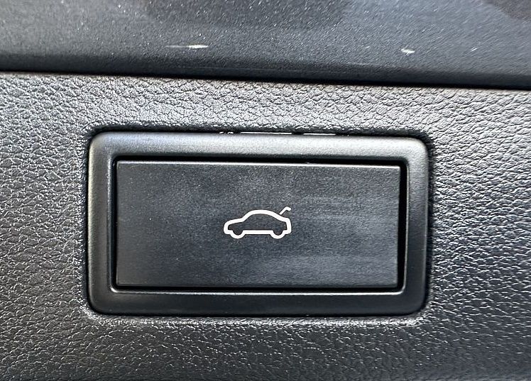 Zunanja slika - Škoda Kamiq - Scout 1.5 TSI 110kW.NEMŠKI.KAMERA.LED.NAVI.2024 - 17