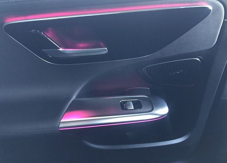 Zunanja slika - Mercedes-Benz C-Razred - 220d 200ks AMG-LINE °VIRTUAL° °HIGH-LED° - 8