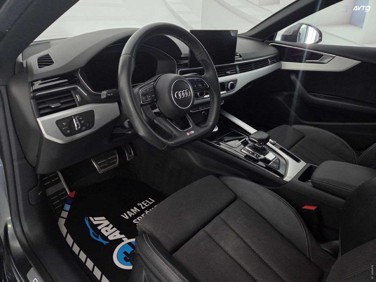 Notranja slika - Audi A5 - Sportback 40 TDI S line S tronic - 10