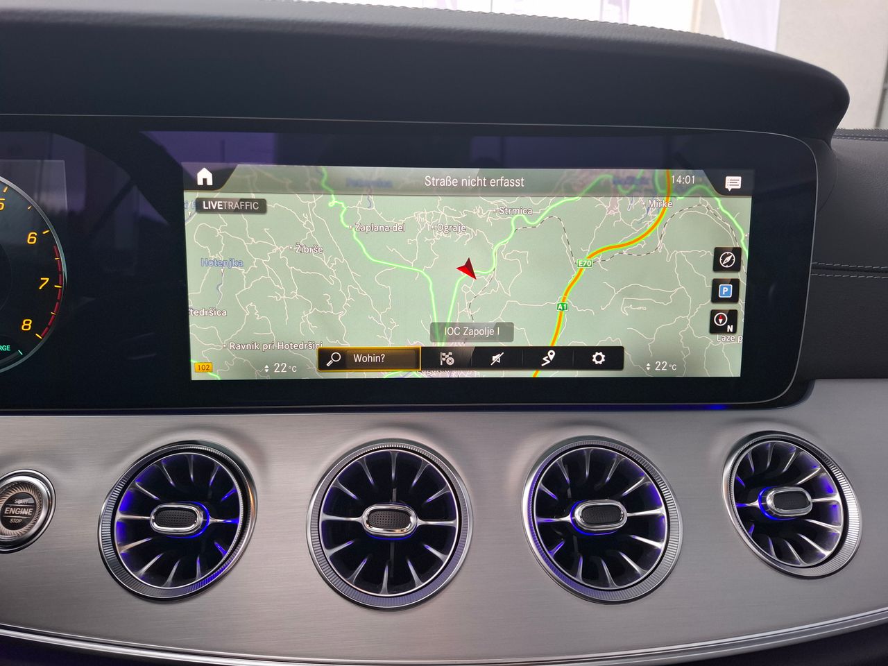 Zunanja slika - Mercedes-Benz E-Razred - E200 AMG LINE AVTOMATIK-BURMESTER HI-FI-KOT NOV - 20