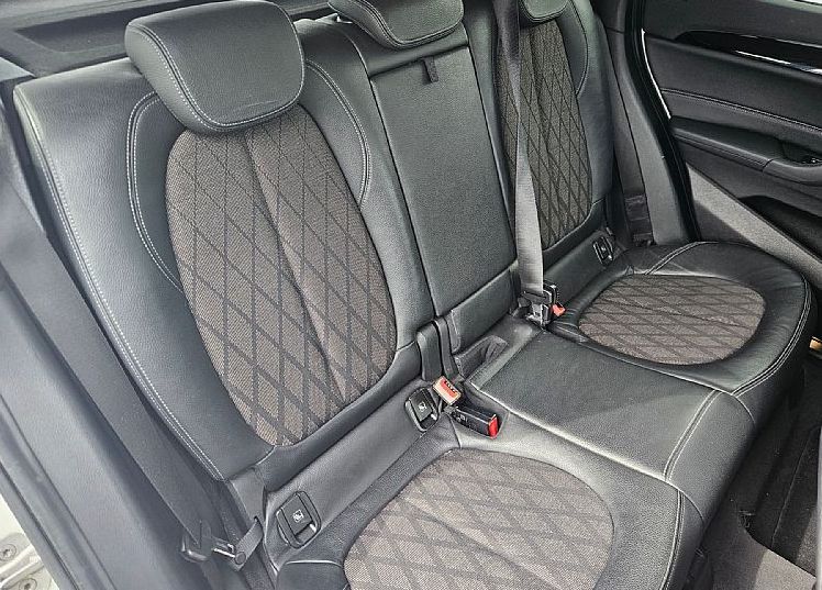 Zunanja slika - BMW X1 - serija : X-LINE xDrive20d 190ks °FULL LED° 18-COL - 12