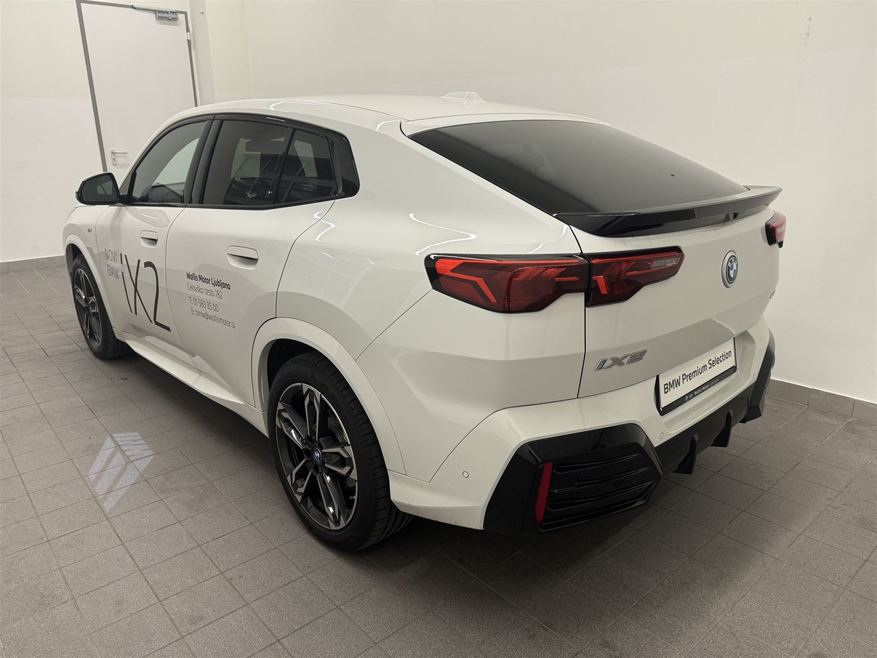 Zunanja slika - BMW iX - 2 eDrive20 - 12