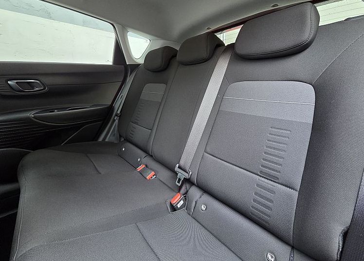 Zunanja slika - Hyundai Bayon - 1.0 T-GDI DCT Premium Radar SmartSense+ Winter - 8