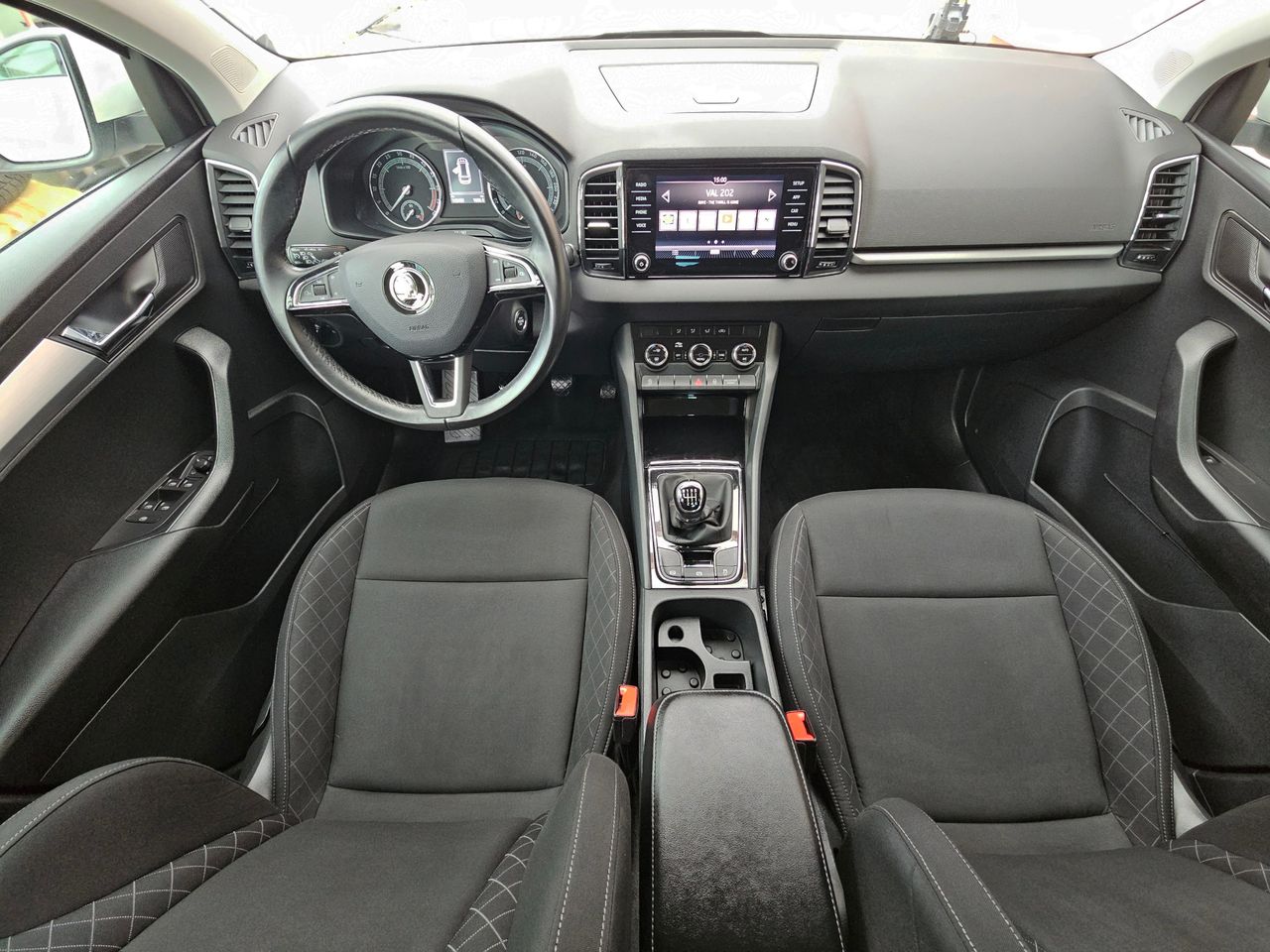 Notranja slika - Škoda Karoq - 1,6 TDI Ambition - 9