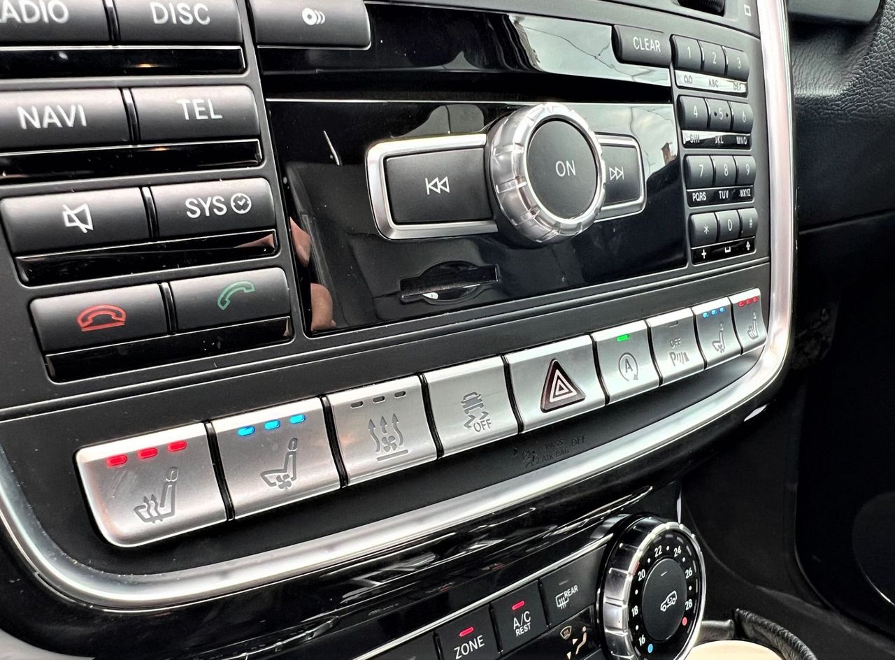 Zunanja slika - Mercedes-Benz G-Razred - G 350 d AMG LED BI-XENON ŠIBEDAH USNJE ALU21 - 17
