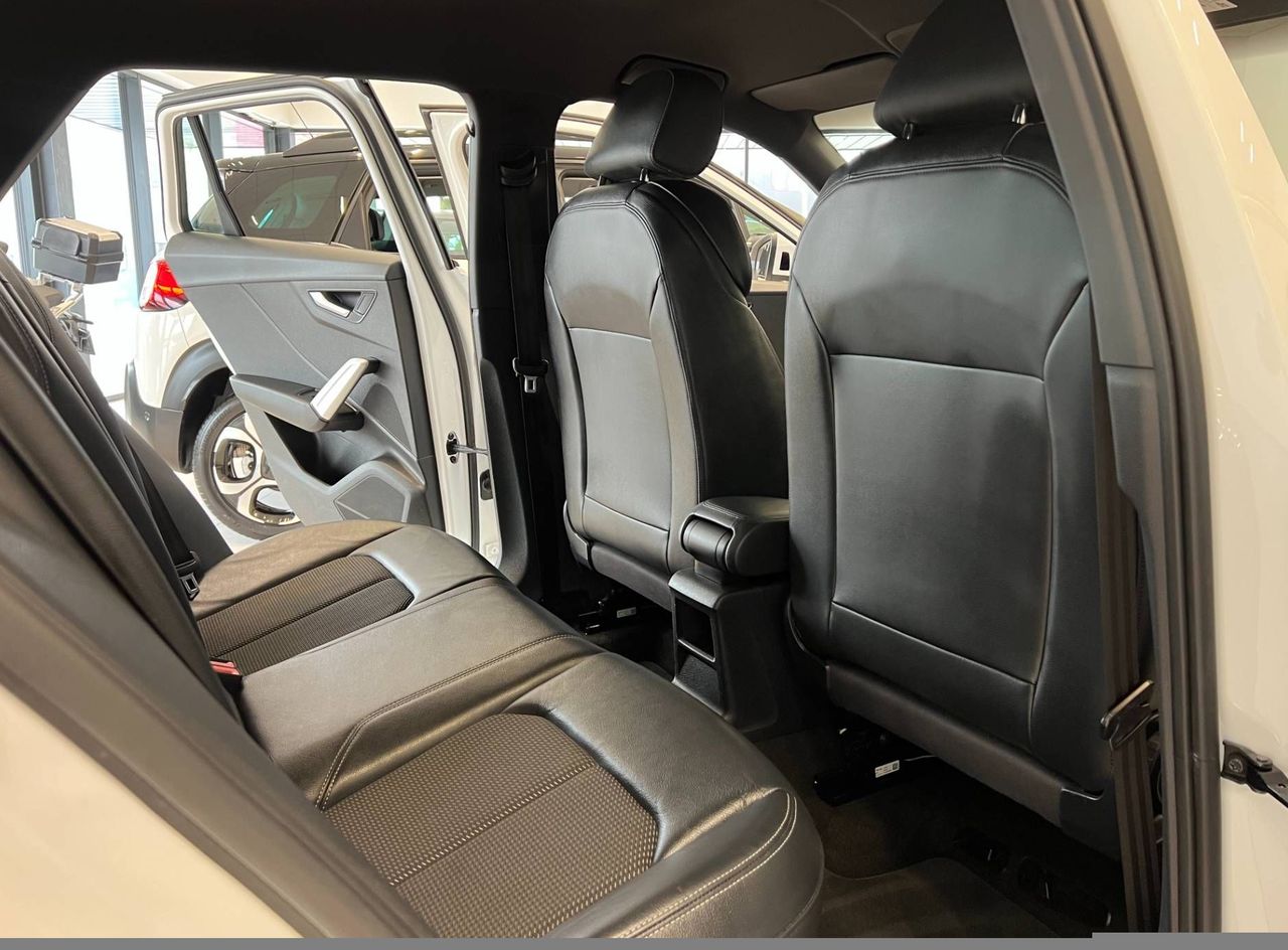 Zunanja slika - Audi Q2 - 30TDI-S-TRONIC-S-LINE-FULL-LED-KAM-MRTVI-KOTI-PDC - 12