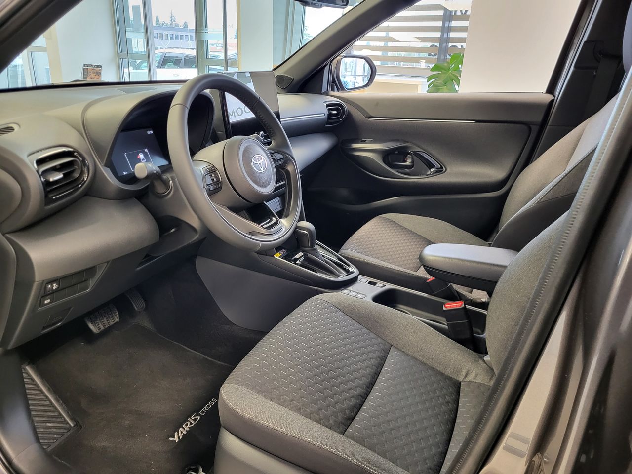 Zunanja slika - Toyota Yaris Cross - 1.5 HEV Sport Assist Convenience - 4