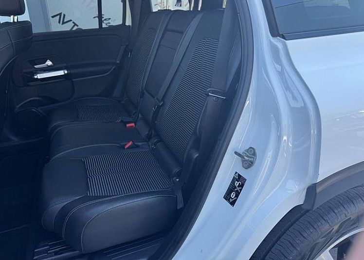 Zunanja slika - Mercedes-Benz GLB-Razred - GLB 200 d 4MATIC Panorama Virtual Radar Tempomat . - 10