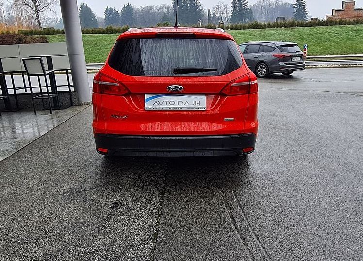 Zunanja slika - Ford Focus - Style 1.0 EcoBoost 125 KM - 6