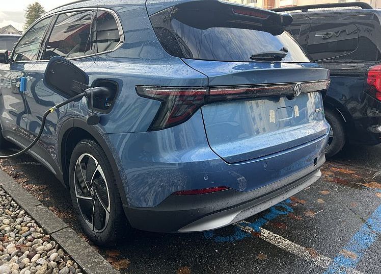 Zunanja slika - MG MGS5 EV - Luxury 64kW 7 let tovarniške garancije NA ZALOGI - 4