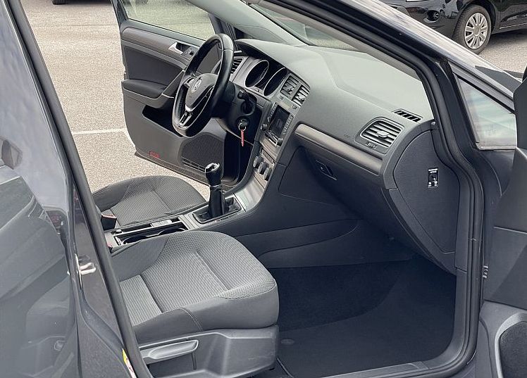 Zunanja slika - VW Golf - Variant 1.2 TSI BMT Comfortline°AVT. KLIMA°GRETJE SEDEŽEV° - 8