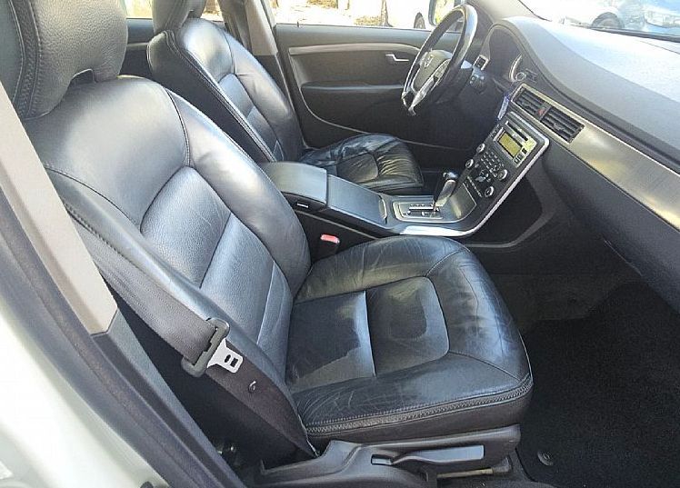 Zunanja slika - Volvo XC70 - D5 AWD 205ks °AUTOMATIC° °19-COL° USNJE - 9