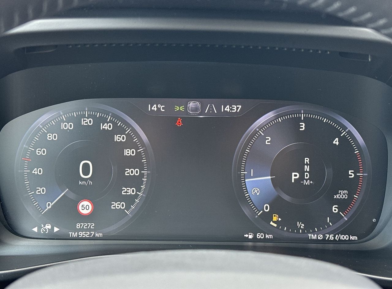 Zunanja slika - Volvo XC40 - D4 A AWD - 18