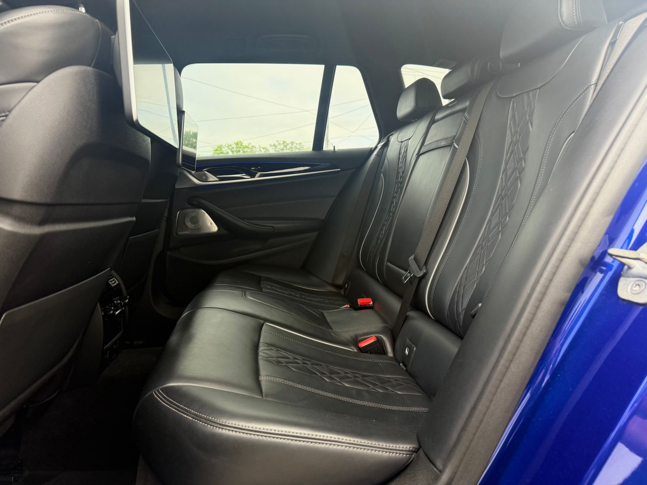 Notranja slika - BMW Serija 5 - M550d xDrive Avt. - 10