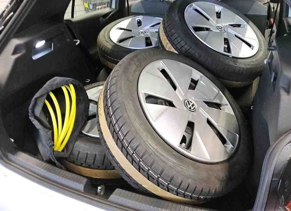 Zunanja slika - VW ID.3 - Pro Performance 150kW.NEMŠKI+4GUME.NAVI.LED. - 11