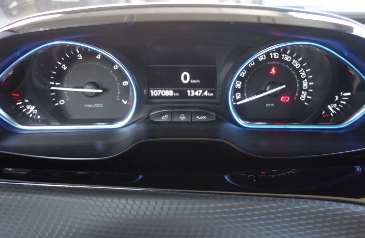 Zunanja slika - Peugeot 2008 - 1.6i 16V - 7