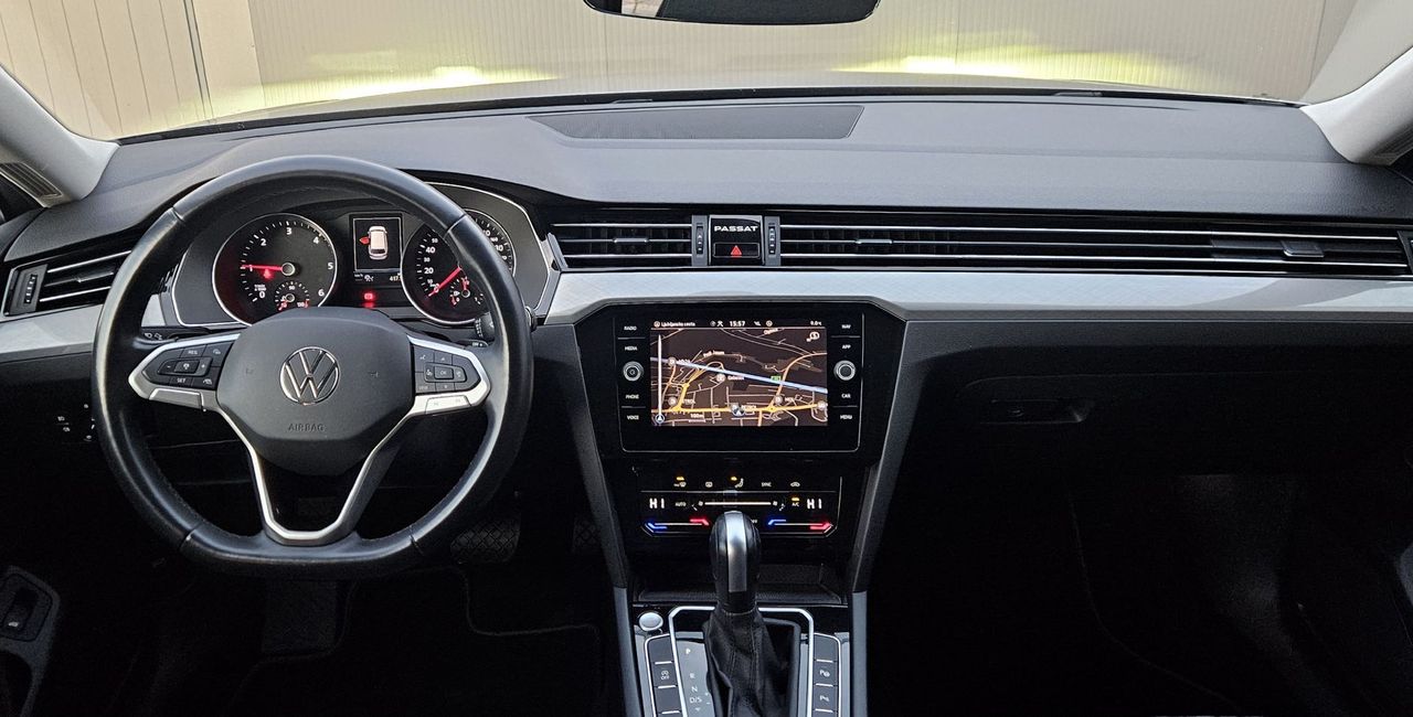Zunanja slika - VW Passat - Variant 2.0 TDI BMT  Business avt. 110kW+LED+KAM+12.MES.JA - 9
