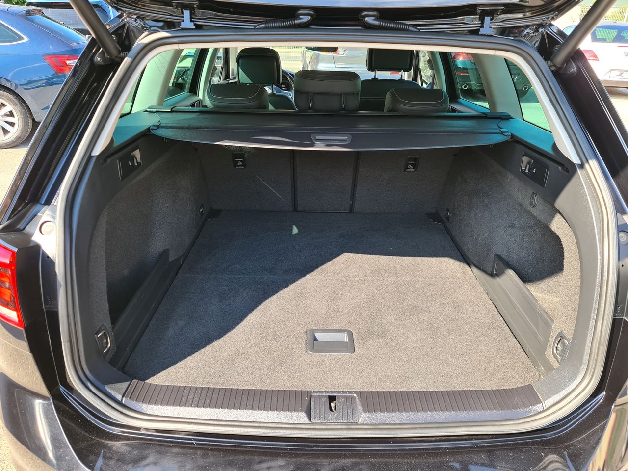 Zunanja slika - VW Passat Variant - Passat Variant - 13