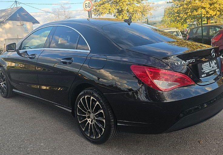 Zunanja slika - Mercedes-Benz CLA-Razred - CLA 200 CDI 136ks °17-COL° - 6