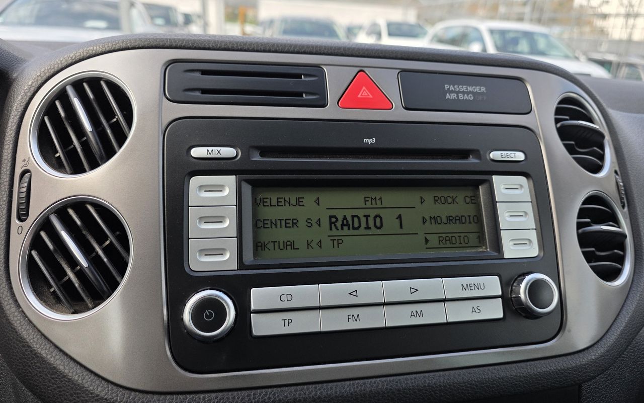 Zunanja slika - VW Tiguan - 2,0 TDI 4motion SLO KLJUKA PARK ASSIST ALU... - 11