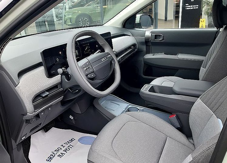 Zunanja slika - KIA EV3 - 58.3 kWh baterija. 150 kW  204 KM  Star - 7