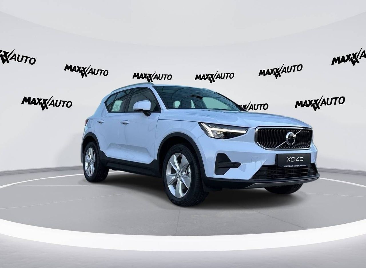 Zunanja slika - Volvo XC40 - B3 P Core AT DCT - 3
