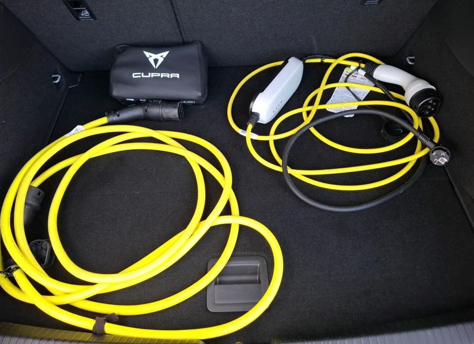 Zunanja slika - Cupra Born - 150kW.TOPLOTNA.KAMERA.NAVI.LED+4GUME. - 13