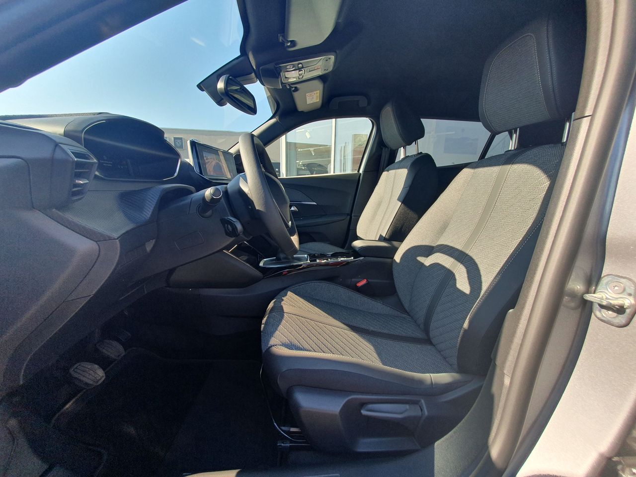 Zunanja slika - Peugeot 2008 - Allure PureTech 100 - AKCIJAAAAAAAAAAAAAAAAAAAAAAA - 9