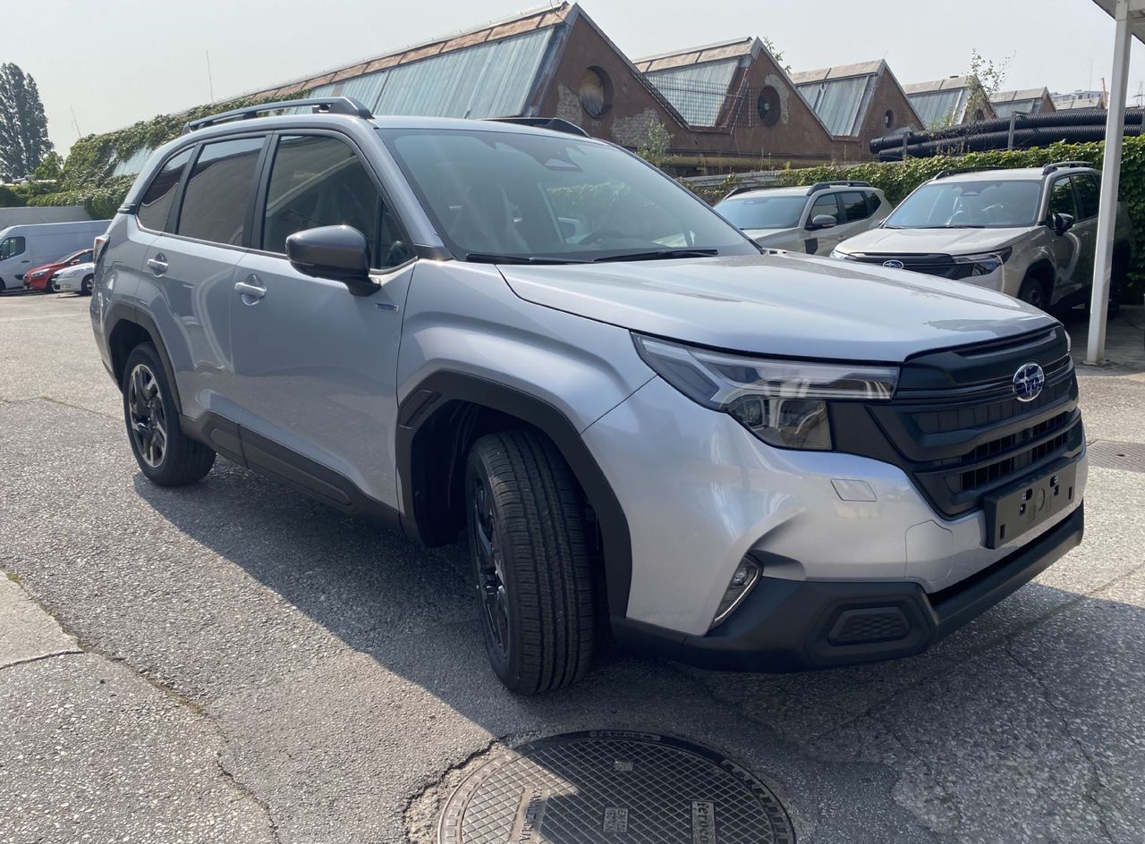 Zunanja slika - Subaru Forester - 2.0i CVT 4WD STYLE - 7