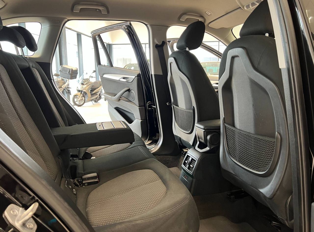 Zunanja slika - BMW X1 - serija : 18i-S-DRIVE-LED-NAVI-TEMP-PDC-DIGI-KLIMA-KEYLES - 12