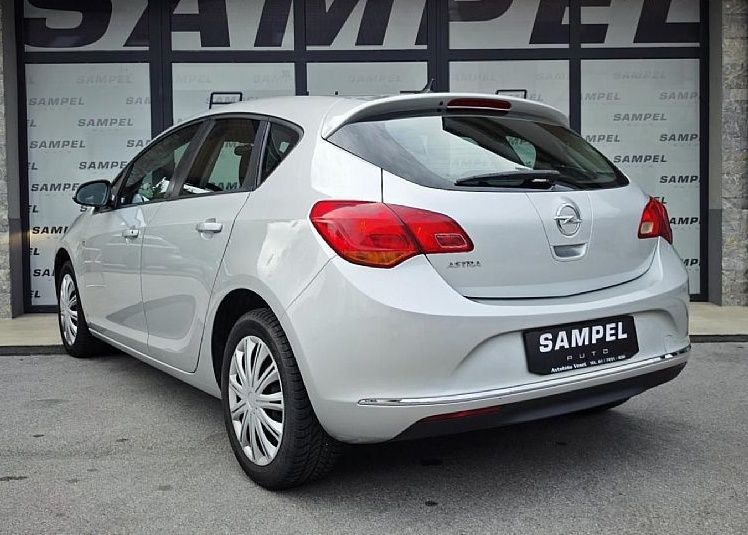 Zunanja slika - Opel Astra - 1.6 16V ENJOY - SLO - TEMPOMAT - 102€ MESEČNO - 4