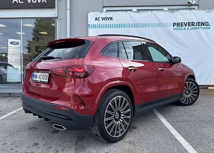 Zunanja slika - Mercedes-Benz GLA-Razred - GLA 200 AMG Line... - 3