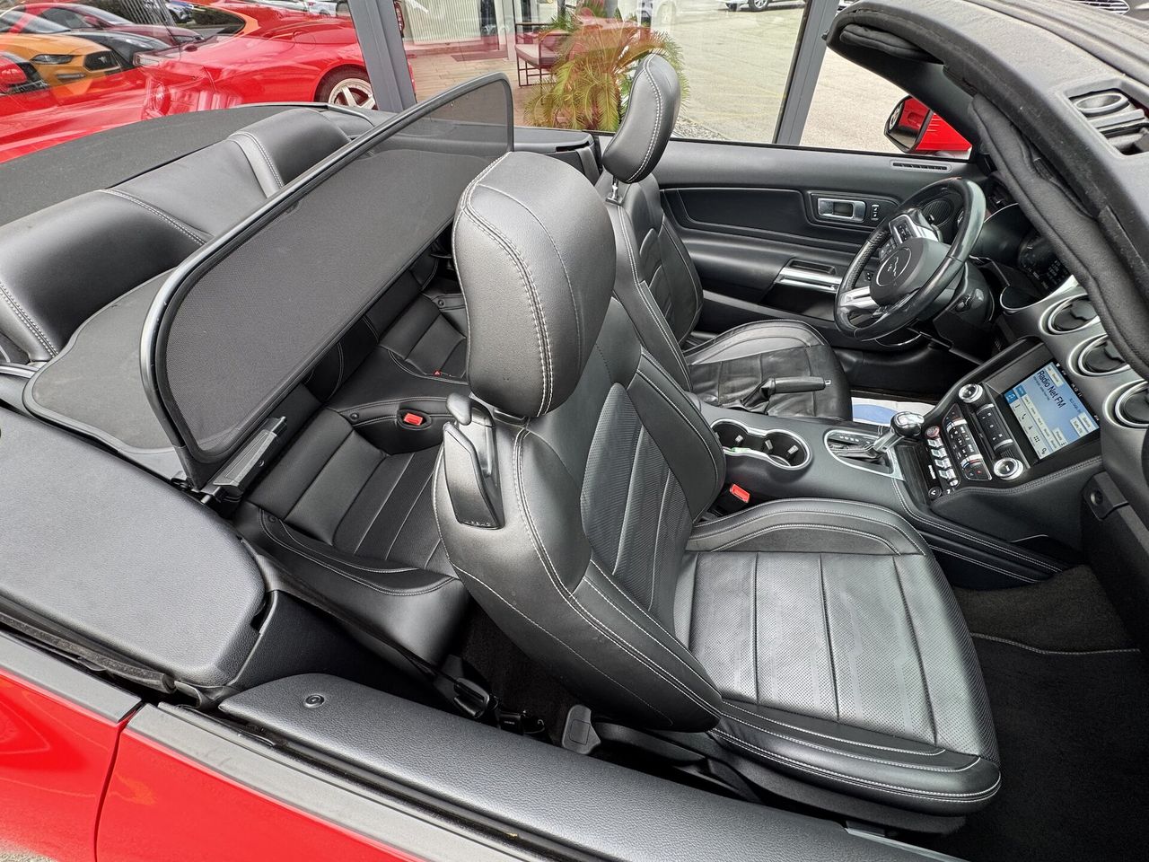 Zunanja slika - Ford Mustang - 2.3 EcoBoost 290KM AVT SLO samo 58.254 km ODLIČEN - 10